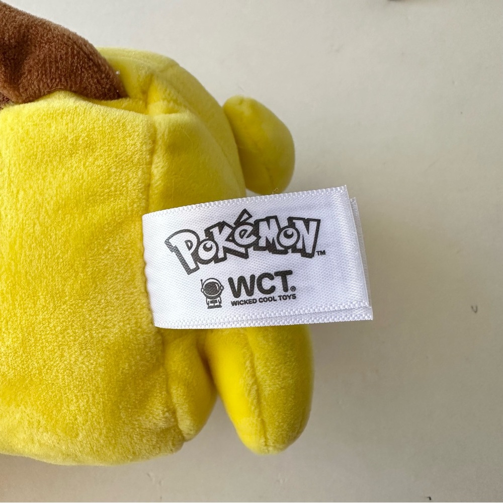 Pikachu Pokémon Plush by Wicked Cool Toys - Picture 4 of 6